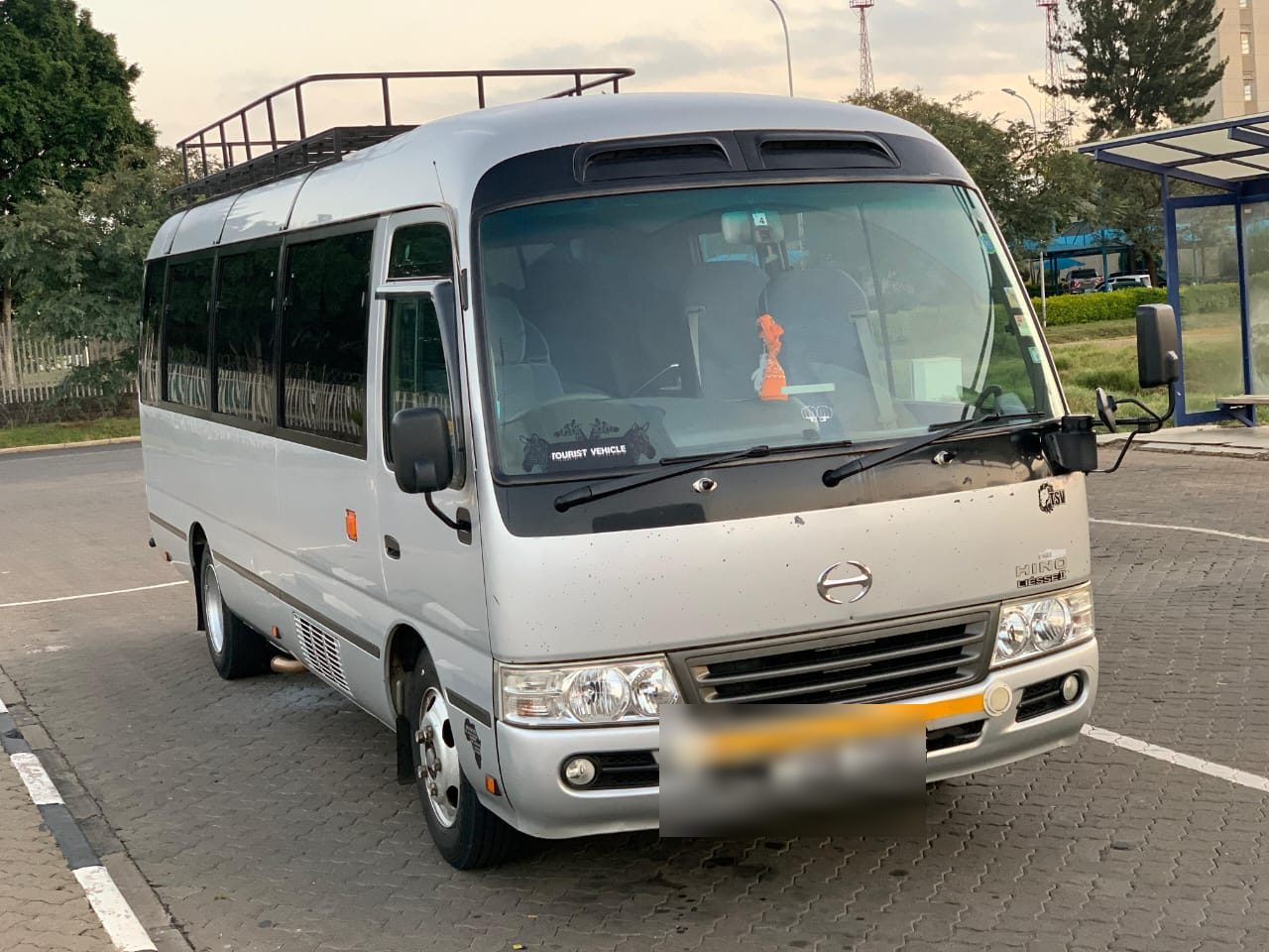 26 Seat Coaster Tourist Bus