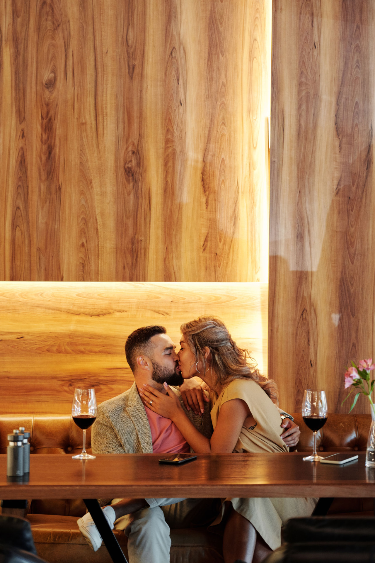 Fine Dining & Wild Nights honeymoon in East Africa