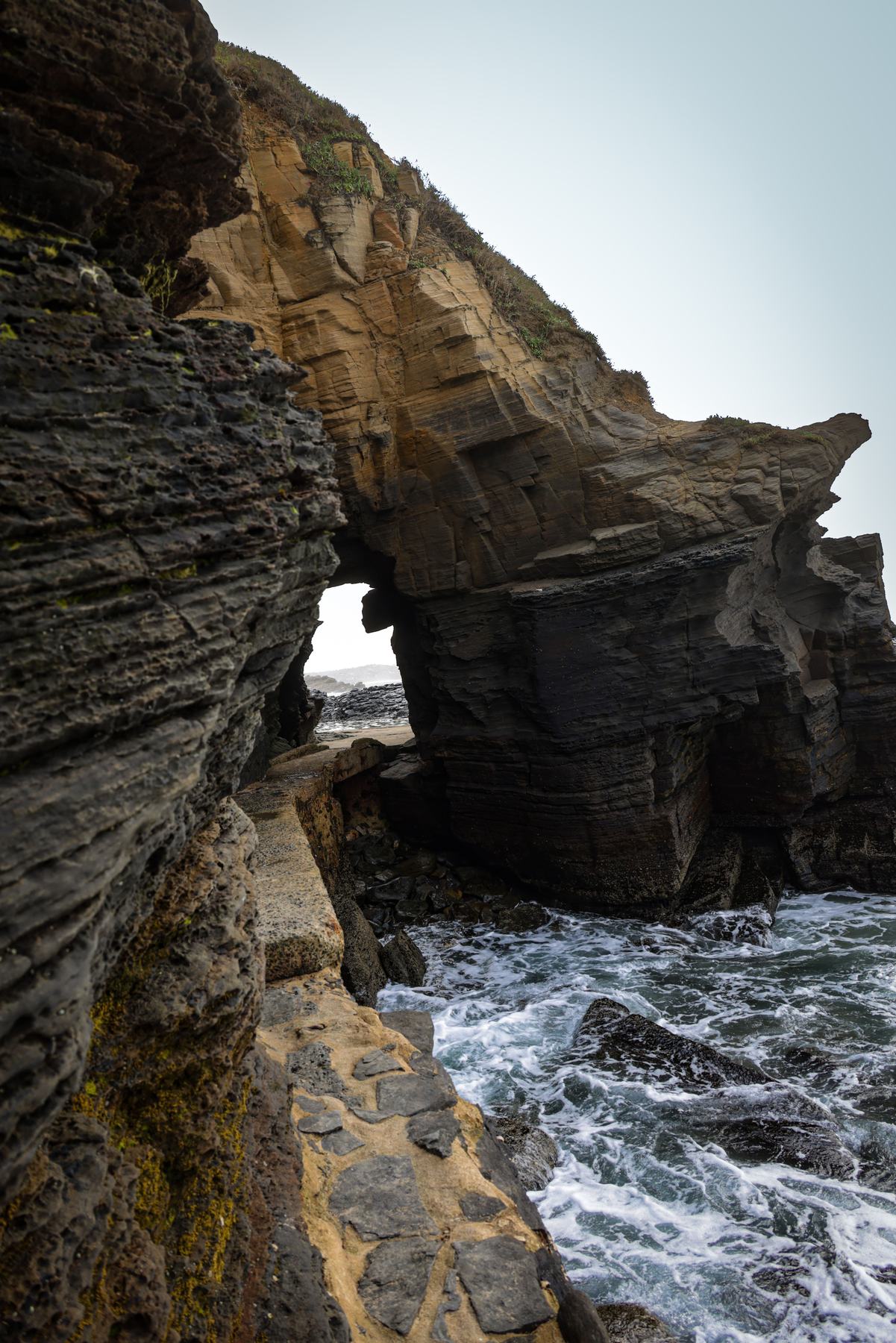 Hell's Gate, cycling between the cliffs